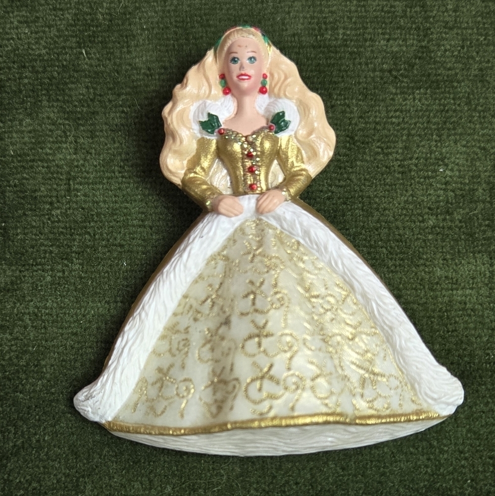Barbie Brooche Hallmark Holiday Pin  1996 Vintage Jewelry